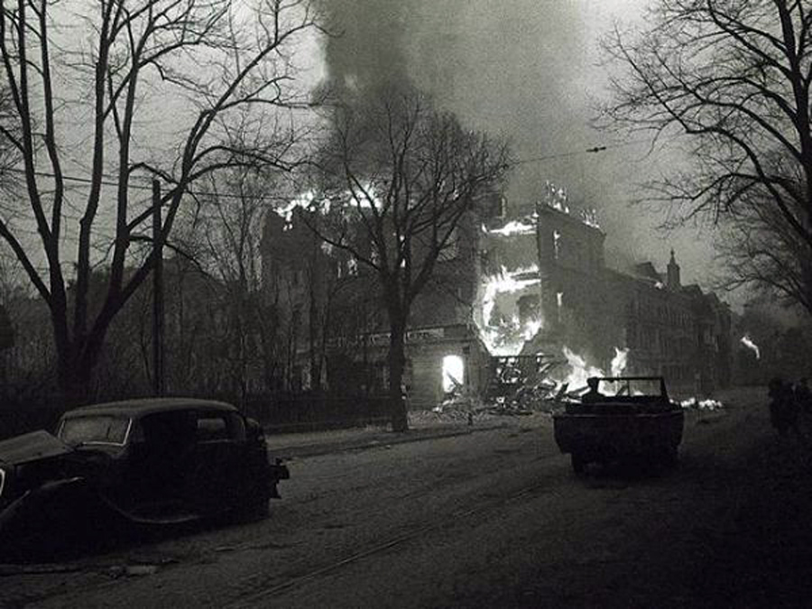 Wildfire [1945]