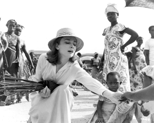 Audrey Hepburn (70 фото) Audrey Hepburn (70 фото)