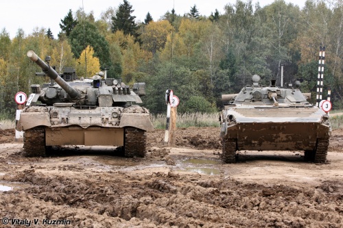 Подготовка 4-й отдельной танковой бригады к годовой проверке (56 фото) Подготовка 4-й отдельной танковой бригады к годовой проверке (56 фото)
