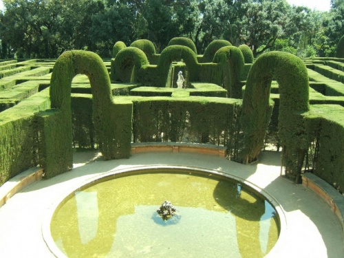 Art - Topiary (100 works)