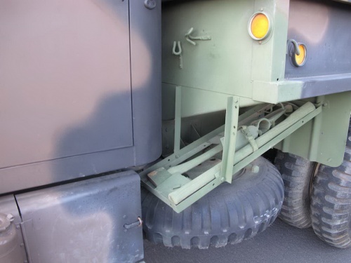 Американский армейский грузовик M35A1 Truck 2.5 ton 6x6 (109 фото)