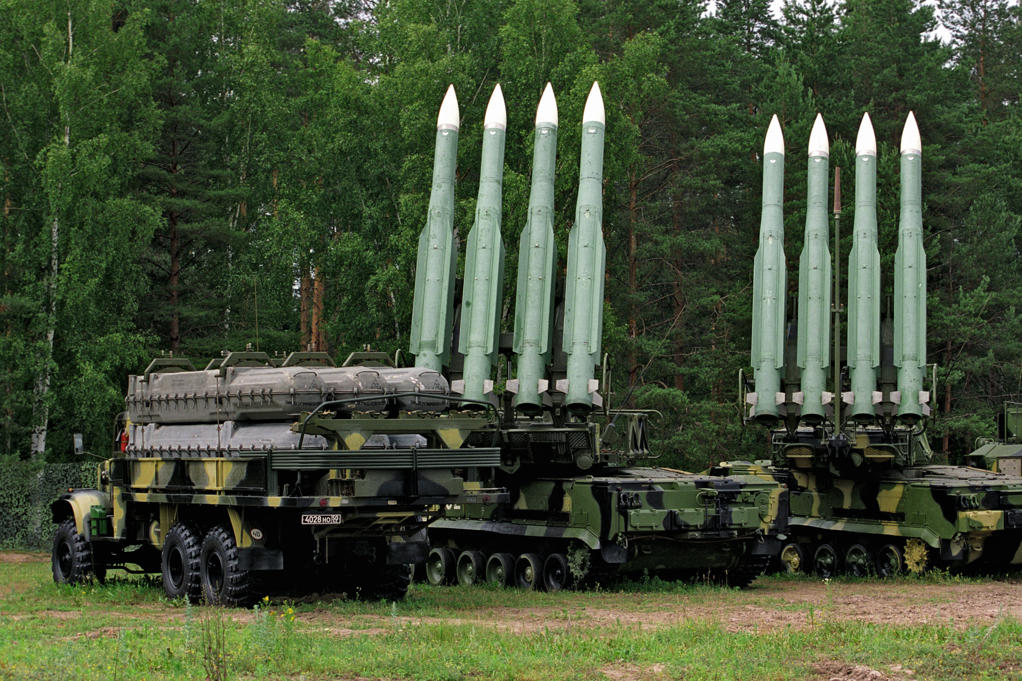 Есть ли пво в татарстане. Бук-м1-2 зенитный ракетный комплекс. Енитных ракетных комплекса ПВО "бук м-1. Ракета бук м1 ракета. Ракетный комплекс м142.