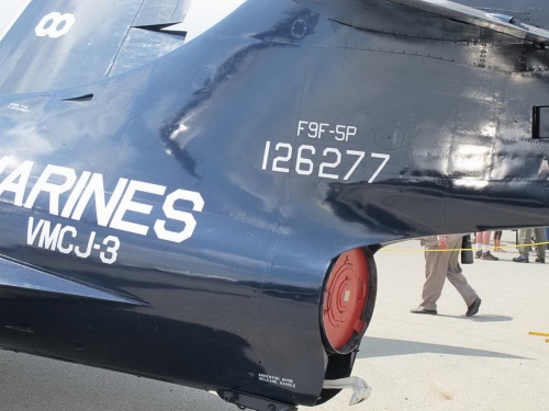 Американский палубный истребитель Grumman F9F-5P Panther (89 фото)