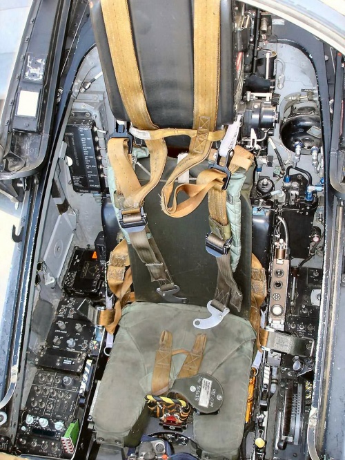Английский самолет ВВП Harrier GR.7 (65 фото)