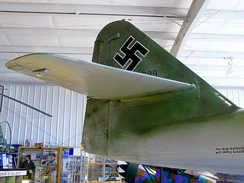 Немецкий реактивный истребитель Messerschmitt Me 262B (110 фото)