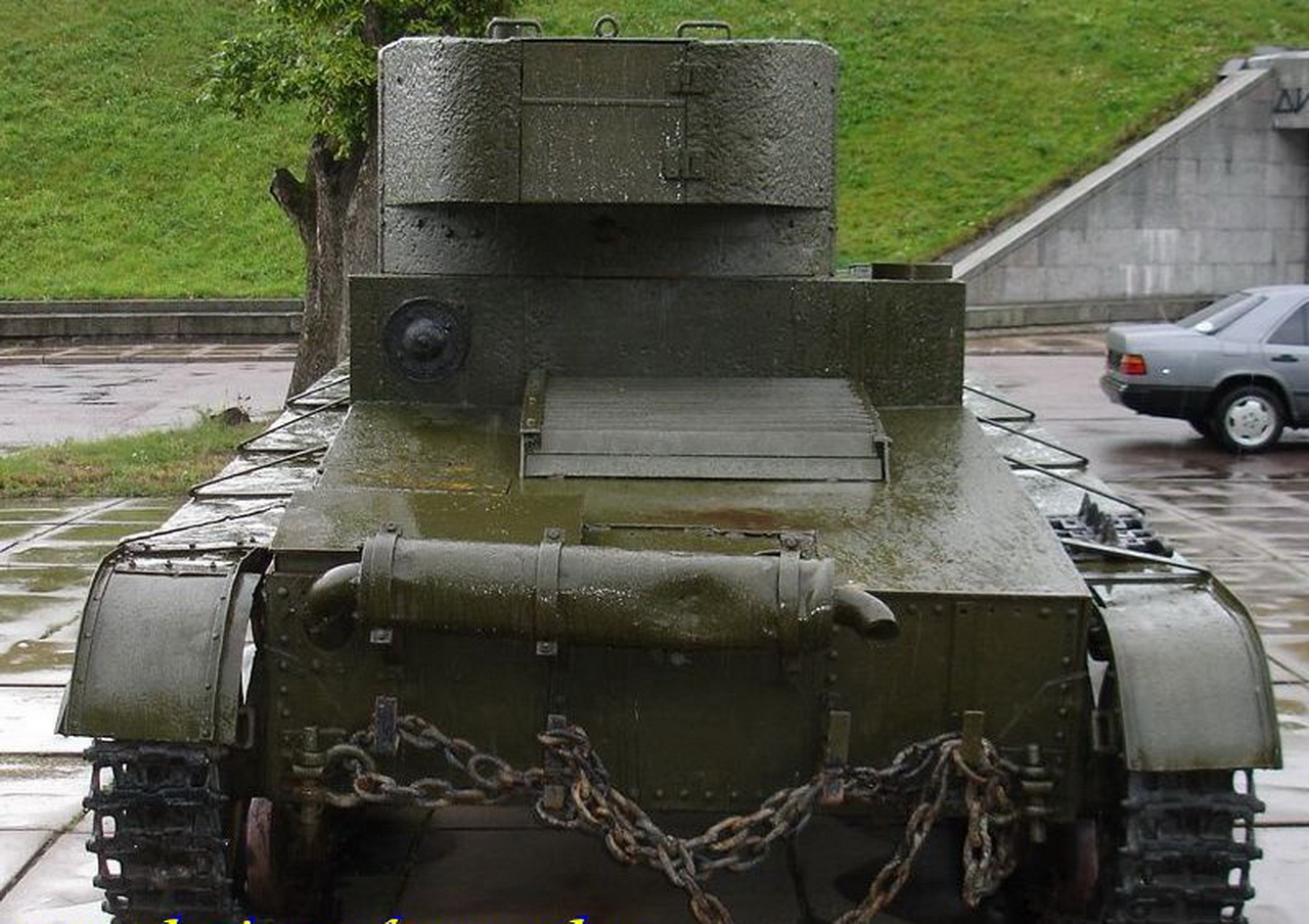 Т 26 танк корма
