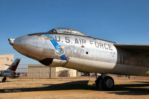 Американский стратегический бомбардировщик Boeing B-47E Stratojet (56 фото)