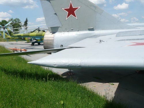 Советский самолет-разведчик МИГ-25РБ (92 фото)