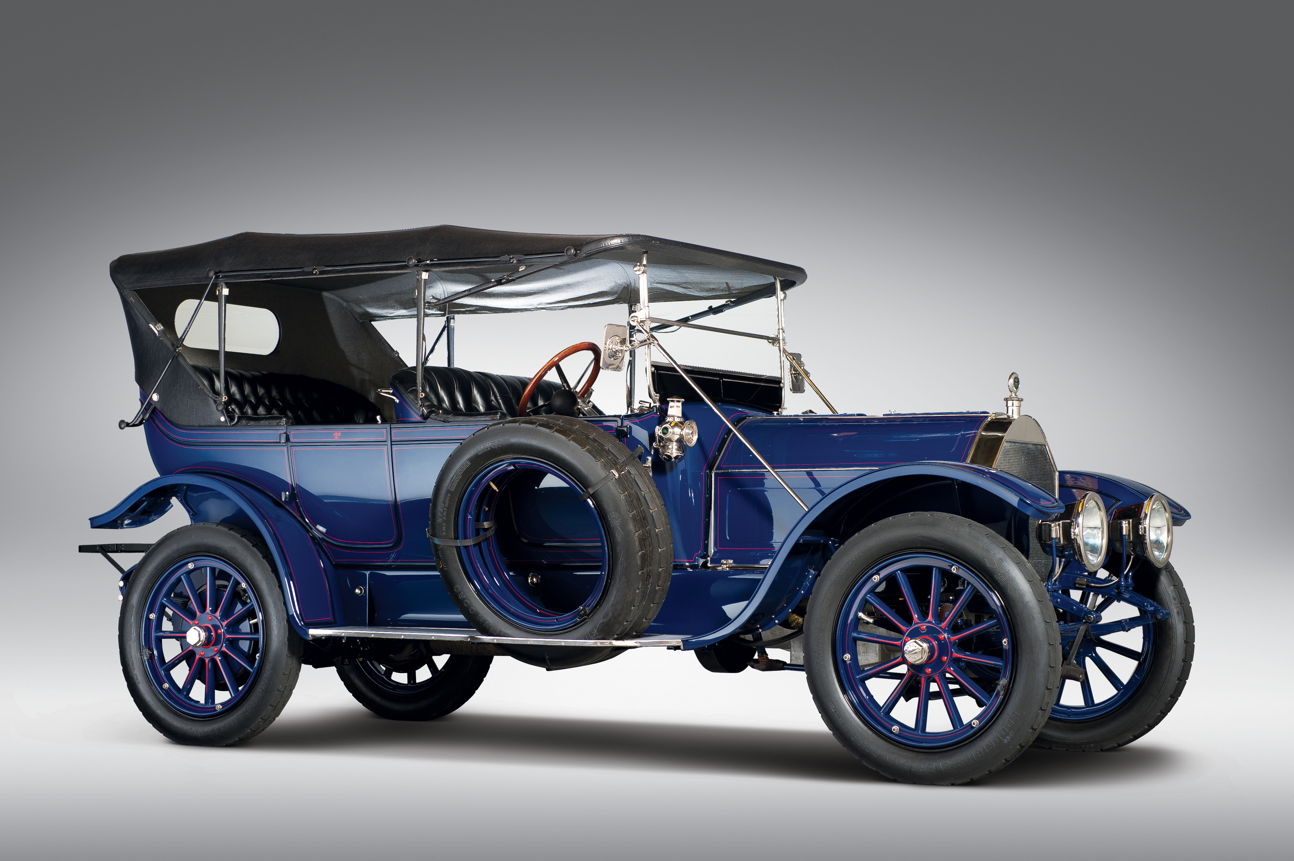 Первые машины как называются. Pierce-arrow model 48. Автомобиль Pierce-arrow 48 1912г. Модель Эрроу. Первый автомобиль.