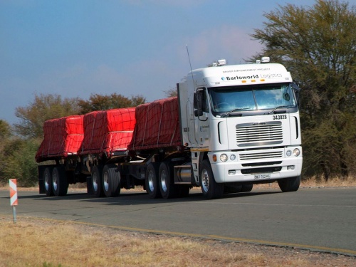 Freightliner - американский производитель грузовых автомобилей (132 фото) (1 часть)