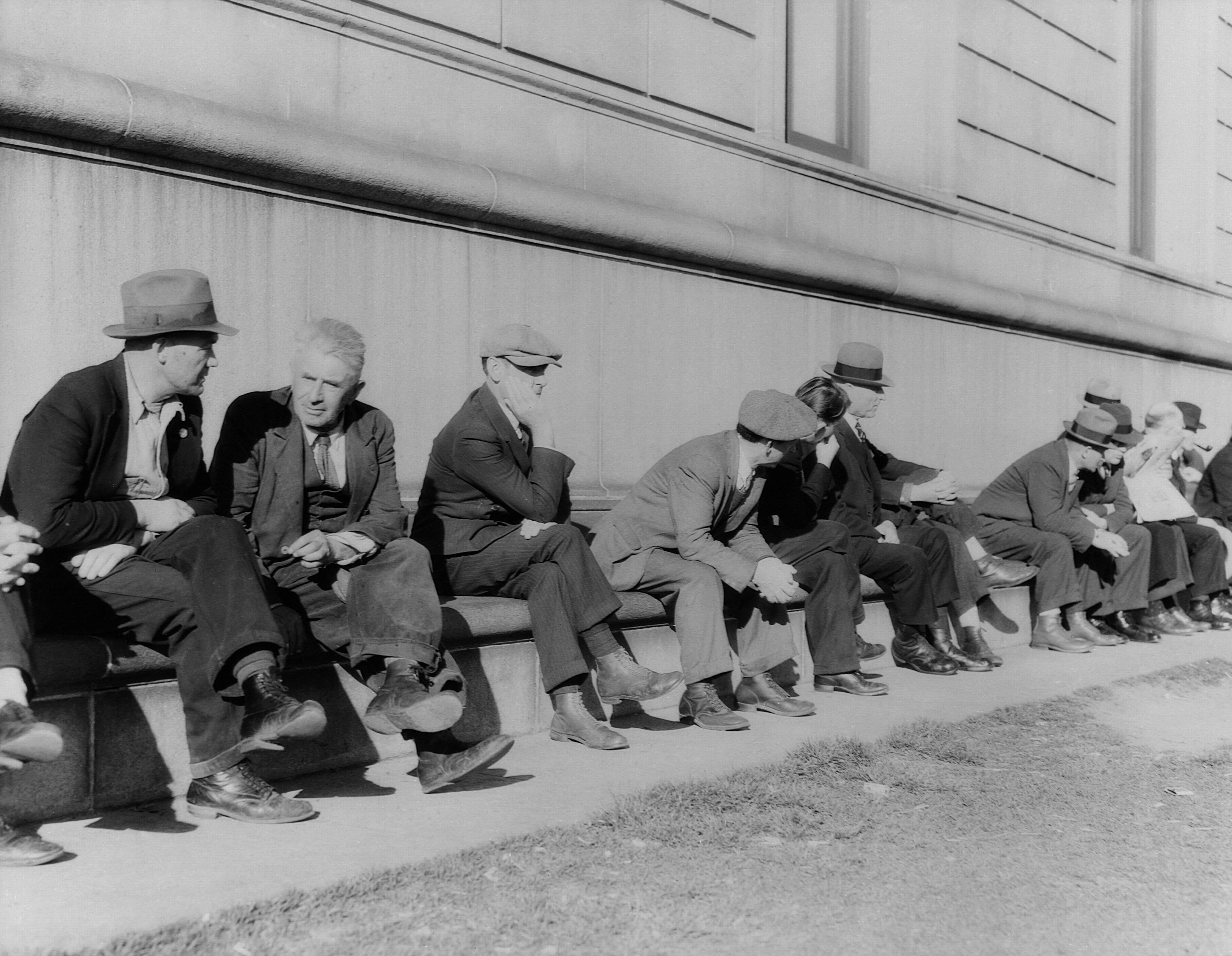 История фотографии 20 века. Безработица в США В 20 веке. Великая депрессия в США 1935. Безработные 1930. Безработные в США 1920.