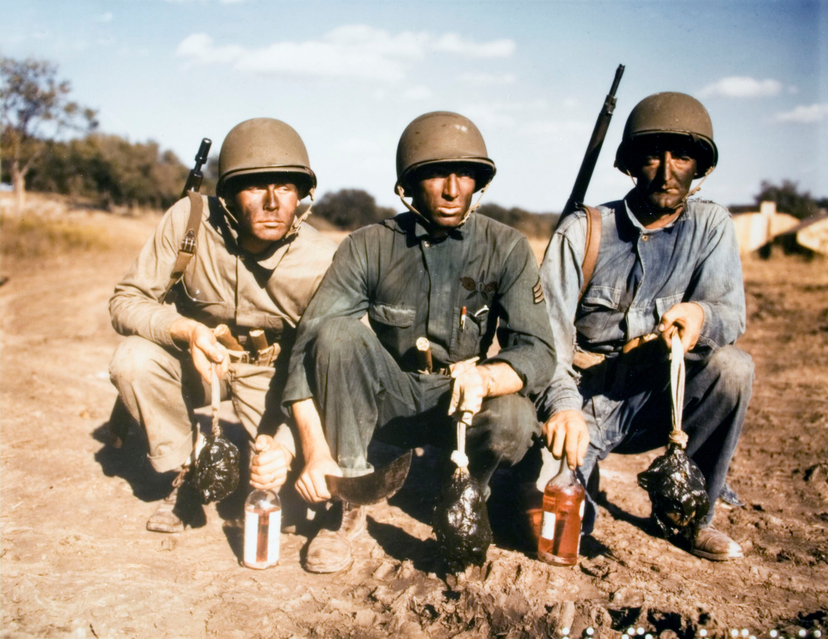 Вторая мировая фотографии. Солдаты второй мировой войны. Американские солдаты второй мировой войны. Американский солдат второй мировой. Американские солдаты второй мировой в цвете.