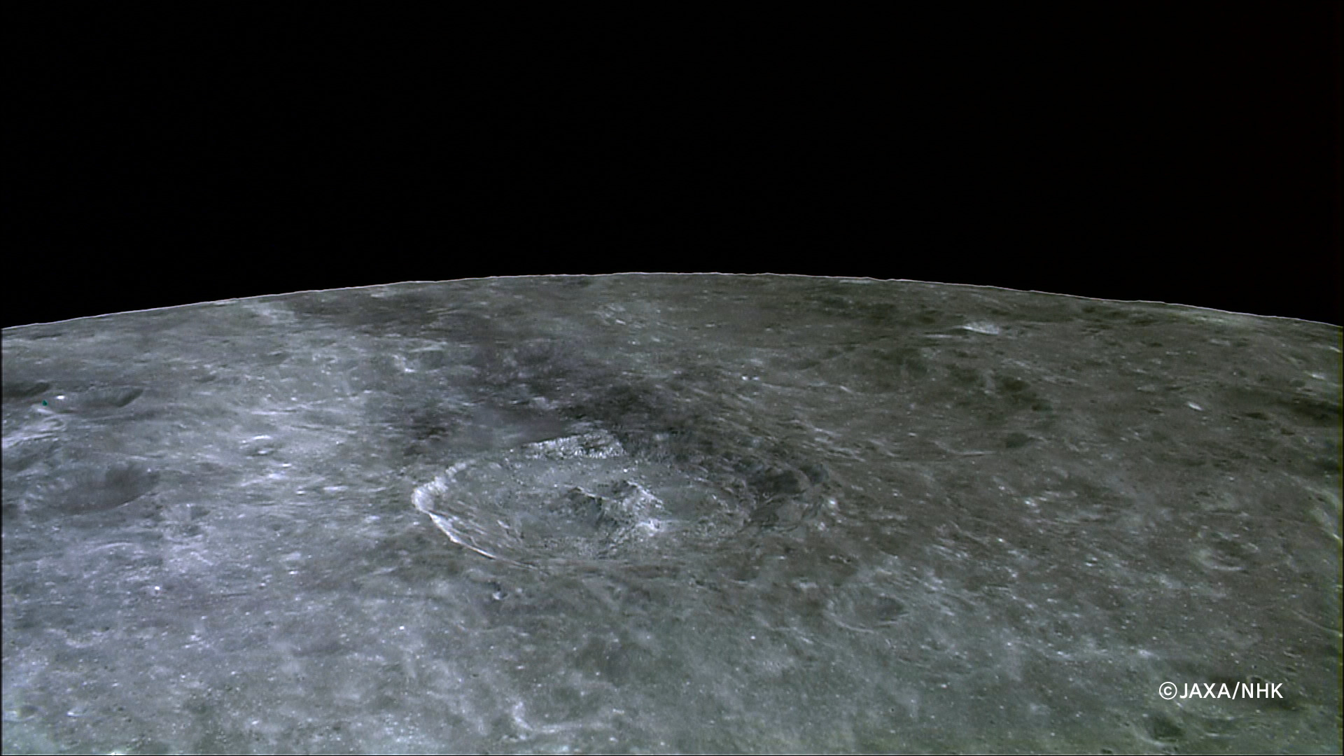 У луны есть спутник. Кагуя Спутник Луны. Бейли (лунный кратер). Панорама Луны высокого разрешения. Снимки Луны со спутника.