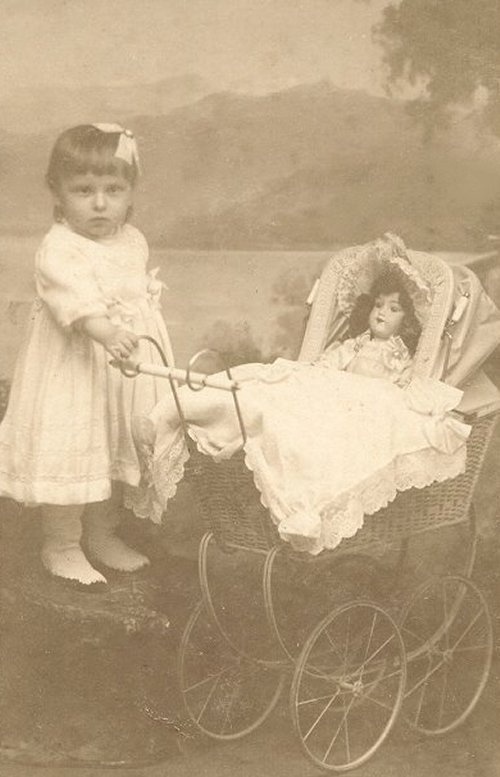 Винтажные фото. Серия: Дети и Куклы (183 фото)