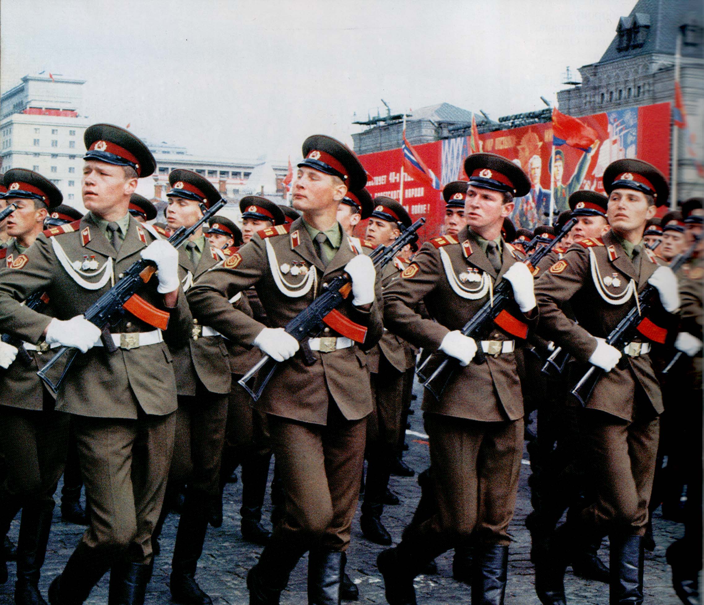 Парад 1945г. Парад 1945. Послевоенные парады.