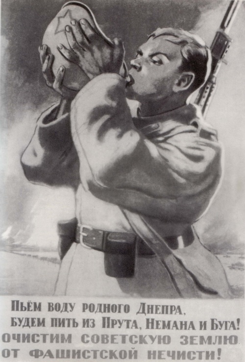 Великая Отечественная война - фотохроника, плакаты, послевоенные парады (68 фото)