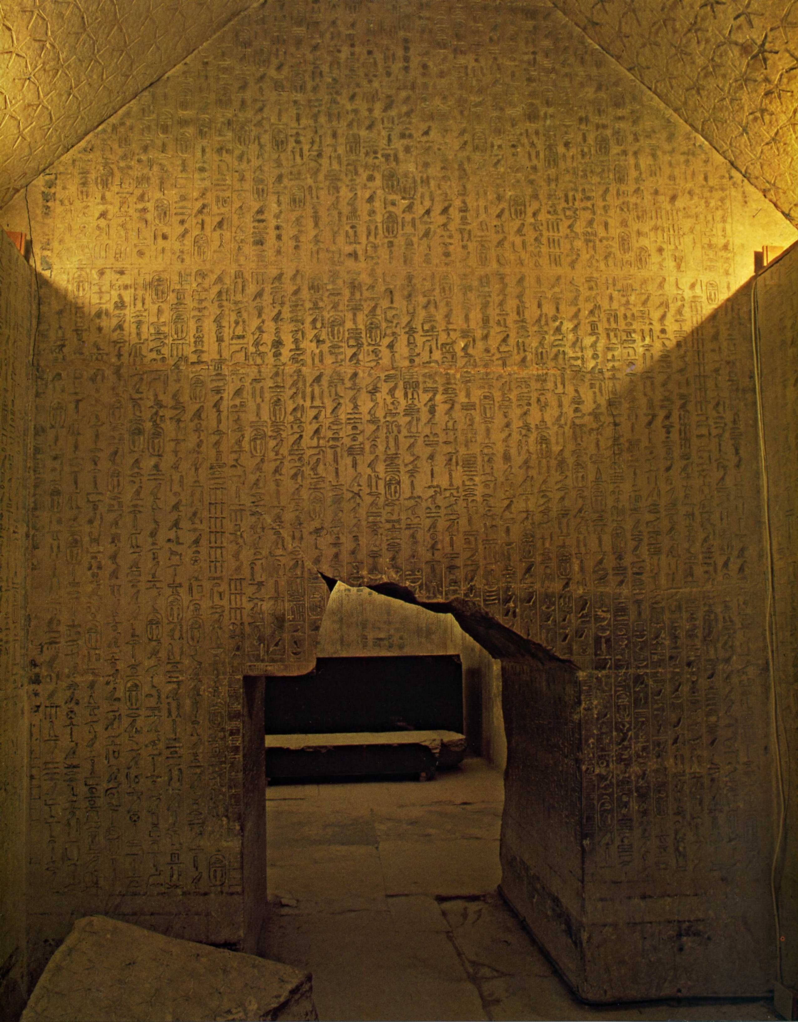 Древний Египет пирамида Хеопса внутри
