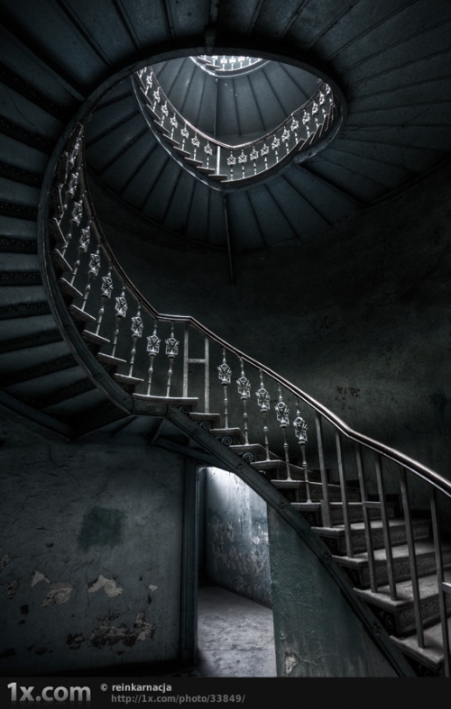 40 most enchanting examples of Staircase Photography (40 фото)