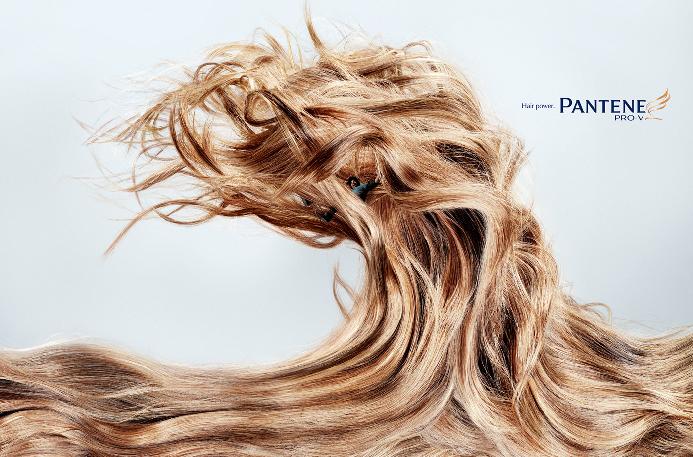 Пряди твоих волос. Креативная реклама шампуня. Реклама шампуня для волос. Волосы фон. Креативная реклама шампуня для волос.