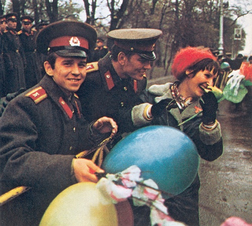 «Путешествие по России Советский Союз сегодня»  (44 фото)